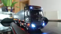 SMD-LED Modell Mercedes-Benz Actros Gigaspace DFB WM-Promotion-Truck 2014