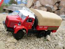 Berliet GBC 8 6x6 Gazelle von Norev in 1:43