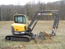 Volvo ECR 58 plus aufgenommen am 31.03.2013 bei Echternach (Lux.)