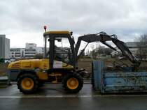 Mecalac 10 MXS am 04.04.2010 in Luxembourg