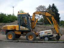 Mecalac 12 MX am 01.05.2010 in Wasserbillig (Lux.)