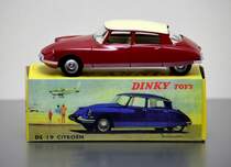 Nostalgie: seit einiger Zeit gibt es in Frankreich Modelle der Firma ATLAS, die aus alten Formen von DINKY/MECCANO hergestellt werden - in China. Sehr schön, mit originalgetreuen Schachteln, aber häufig auch sehr teuer. Hier ein Citroen DS 19. Fotografiert im Februar 2015 