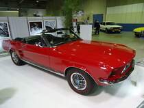 Ford Mustang GT Cabrio beim Autojumble in Luxemburg, 08.03.2014