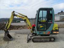 Yanmar B 18 EX am 11.04.2010 bei Dreiborn (Lux.)
