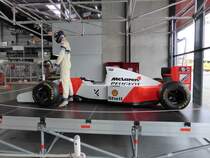 McLaren-Peugeot MP 4/9 (Mika Hakkinen) im Technikmuseum Speyer am 01.11.2013