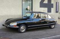 Citroen DS. Aufgenommen am 29. November 2013 in Wetzikon, Kanton Zürich, Schweiz