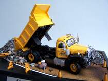 Mack B-61 von Franklin Mint in 1:43