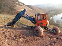 Kaiser X4M Turbostar stand am 16.12.2007 in den Weinbergen zwischen Konz und Wiltingen