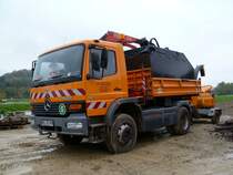 Mercedes-Benz Atego 1017 am 10.11.2013 zwischen Igel und Wasserbilligerbrück