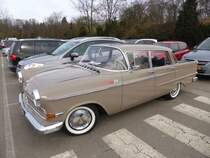 Opel Kapitän am 07.03.2015 in Luxembourg