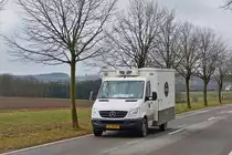 . Mercedes Benz einer Großbäckerei auf dem Weg zu seinen nächsten Kunden.  27.03.2015