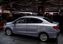 Mitsubishi Attrage (Stufenheck Space Star / Colt), gesehen auf dem Autosalon Genf, März 2015.