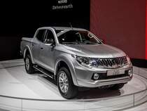 Der neue Mitsubishi L200 (Modelljahr ab 2015), gesehen auf dem Autosalon Genf, März 2015.