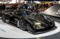 Scuderia Cameron Glickenhaus SCG003, fotografiert auf dem Autosalon Genf 2015
