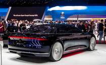 Italdesign Giugiaro GEA. Foto: Autosalon Genf 2015.