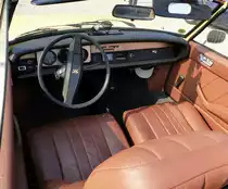 Peugeot 304 Cabriolet, Blick in den Innenraum, Oldierama L�rrach, M�rz 2015