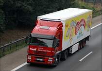 IVECO STRALIS 420PS der Spedition  Frischli  ist mit einem K�hlauflieger in Richtung L�denscheid unterwegs. (21.09.2008)