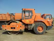 Bomag BW 216 DHC-3 beim Ausbau des Gewerbegebietes beim Irrel (05.07.2009)