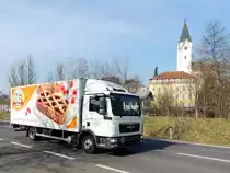 MAN TGL8-150 von ÖLZ bei seiner Auslieferungstour entlang der B124; 150324