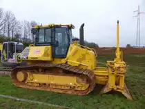 Komatsu D 61 PX-23 am 12.04.2015 bei Trier-Föhren