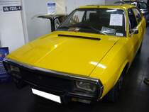 Renault R15 TS. 1971 - 1976. Der R15 wurde ausschließlich im spanischen Renault-Werk Palencia in Nordspanien produziert. Der TS war die sportlichere Version des R15 und wurde 1976 durch den R15 GTL abgelöst. Der 4-Zylinderreihenmotor leistet 90 PS aus 1565 cm³ Hubraum. Techno Classica am 18.04.2015.
