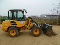 Volvo L 25F in Trier am 18.11.2012