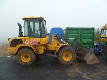 Volvo L 30G eingesetzt beim Bau der B50 in der Nähe von Wengerohr am 01.11.2014