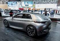 Citroen DS Divine (Rückansicht), ausgestellt auf dem Autosalon Genf 2015