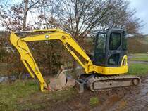 Komatsu PC 50 MR-2 am 09.02.2014 in Niedermennig