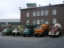 Unimog als Beton-Pumpen-Fahrzeuge,MB und Volvo als Beton-Mischer.(23.-09.2008)  
