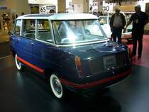 Heckansicht eines Seat 600 Savio von 1966. Techno Classica am 18.04.2015.