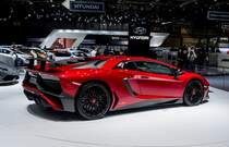 Lamborghini Aventador SV (Rückansicht). Foto: Autosalon Genf 2015.