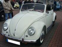 VW Typ 15 von 1958. Sammelpunkt zum 3. Borbecker Oldtimertag am 26.04.2015.