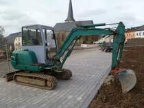 Hitachi EX 30-2 in Saarburg am 13.02.2011