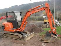 Hitachi EX 35-2 am 28.11.2010 in Schoden