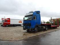 VOLVO-FH, zugelassen in Tschechien ist im Einsatz für Cirkus-Louis Knie, anlässlich Gastauftritt in Ried; 140503