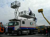 MB als Revisionsfahrzeug von Volker Rail Zweiwegefahrzeug auf der Inno-Trans 2008