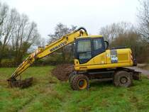 Komatsu PW 160-7 am 08.12.2013 bei Schweich