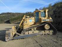 Caterpillar D6H LGP Serie II in der Nähe von Wasserbillig (Lux.) am 01.04.2012