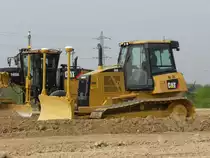 Caterpillar D6K LGP auf der Baumaschinenmesse Intermat in Paris (21.04.2009)