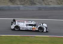 Mitzieher des LMP1, Porsche 919 Hybrid, Nr.18 Fahrer: Romain DUMAS, Neel JANI, Marc LIEB , am 2.Mai 2015 in Spa Francorchamp beim WEC Langstrecken Rennen