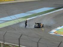 Terry Grant Stunt Show mit seinen 1937 FORD SEDAN am 03.05.15 auf Hockenheimring