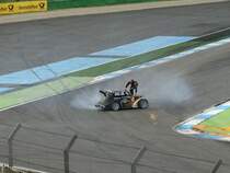 Terry Grant Stunt Show mit seinen 1937 FORD SEDAN am 03.05.15 auf Hockenheimring