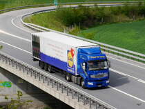 Renault Sattelschlepper unterwegs bei Reichenau-Tamins am 07.05.2015