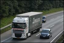 Ein niederl�ndischer DAF XF105. der Spedition ETS ist in Richtung Norden unterwegs. (25.09.2008)
