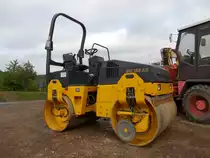 Bomag BW 138 AD auf einer Baustelle bei Mülheim/Mosel am 10.05.2015