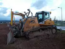 Liebherr PR 736 XL am 09.05.2015 auf einer Baustelle bei Trier-Föhren