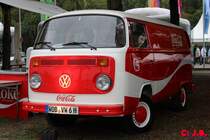 VW T 2 aufgenommen am 3. 10. 2014 bei der Einheitsfeier in Hannover. 