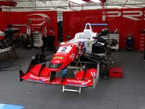 Formel 3 Auto am 03.05.15 auf den Hockenheimring