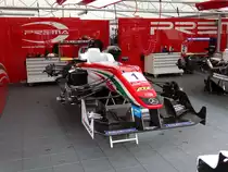 Formel 3 Auto am 03.05.15 auf den Hockenheimring